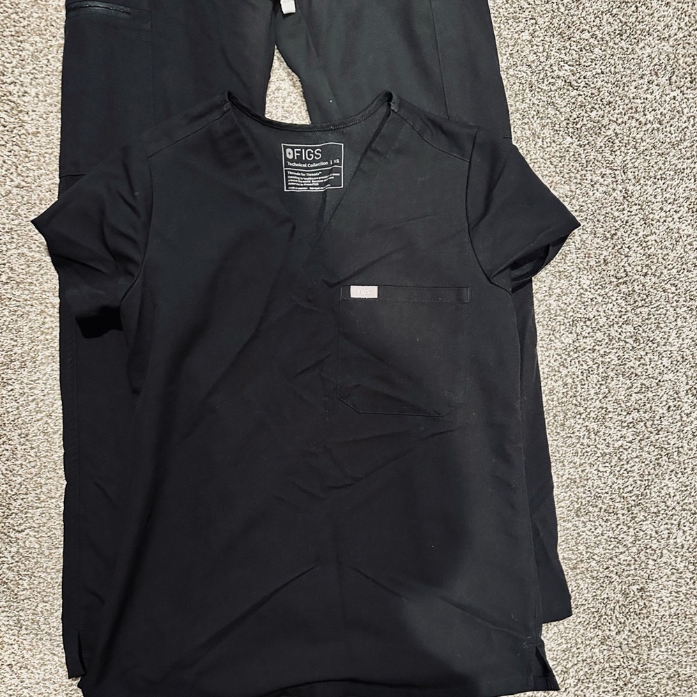 Black Figs XS